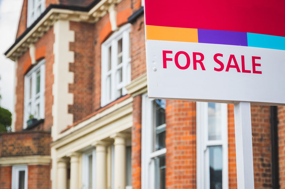 Mortgage lenders step up competition with Nationwide offering first time buyers up to 6x salary with a 5% deposit